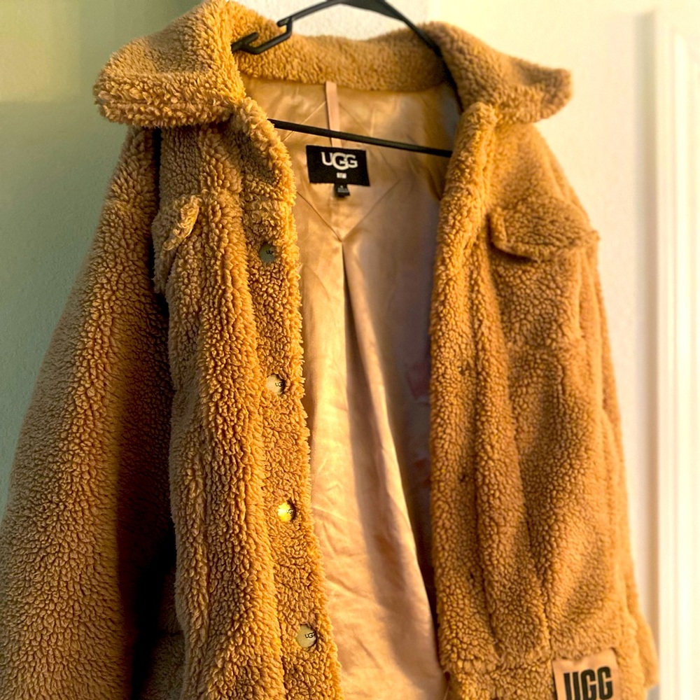 Ugg Sherpa jacket size small